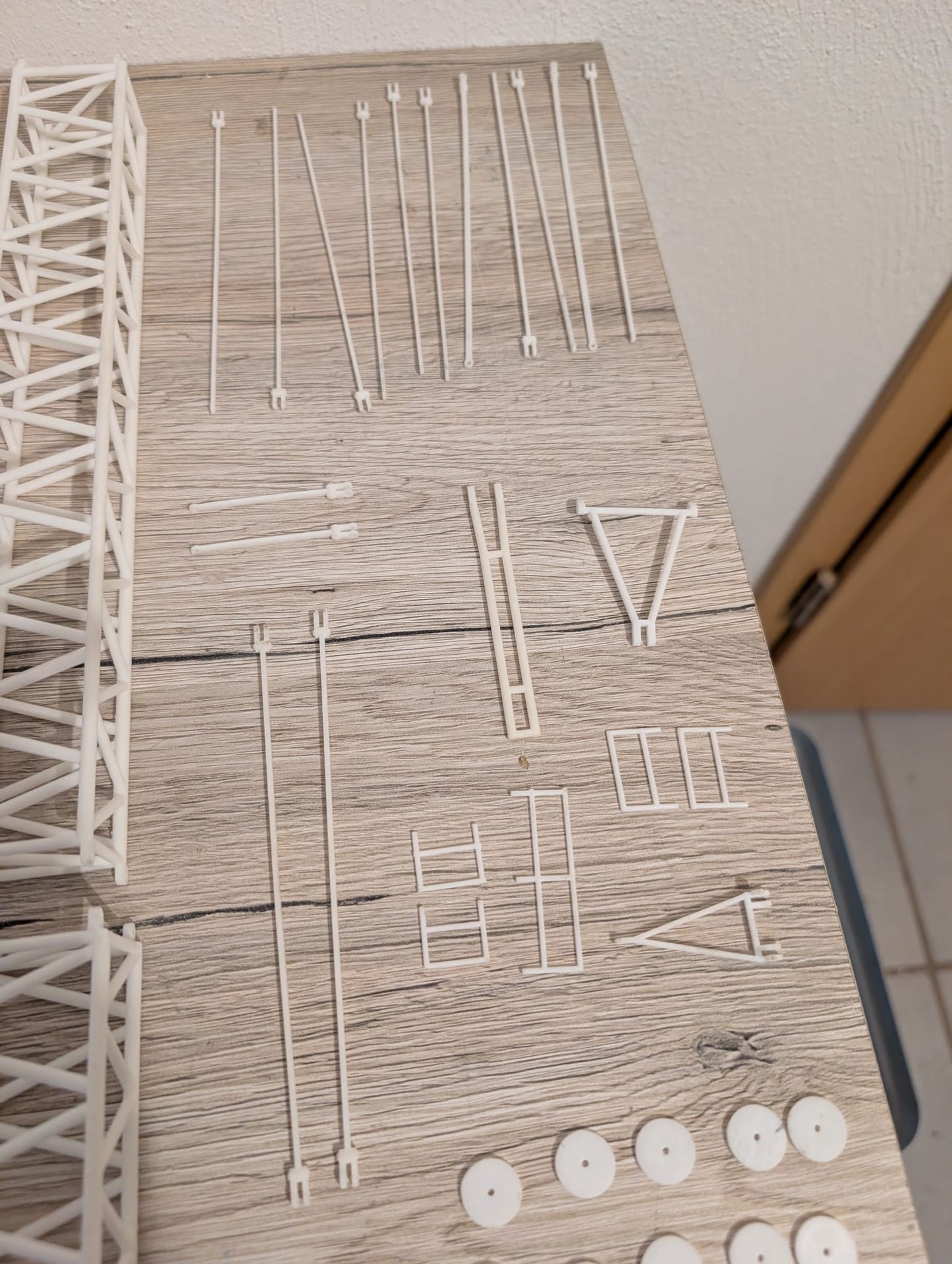 LTM 1750 verstellbarer Hilfsausleger Wippe (Ohne Lackierung)