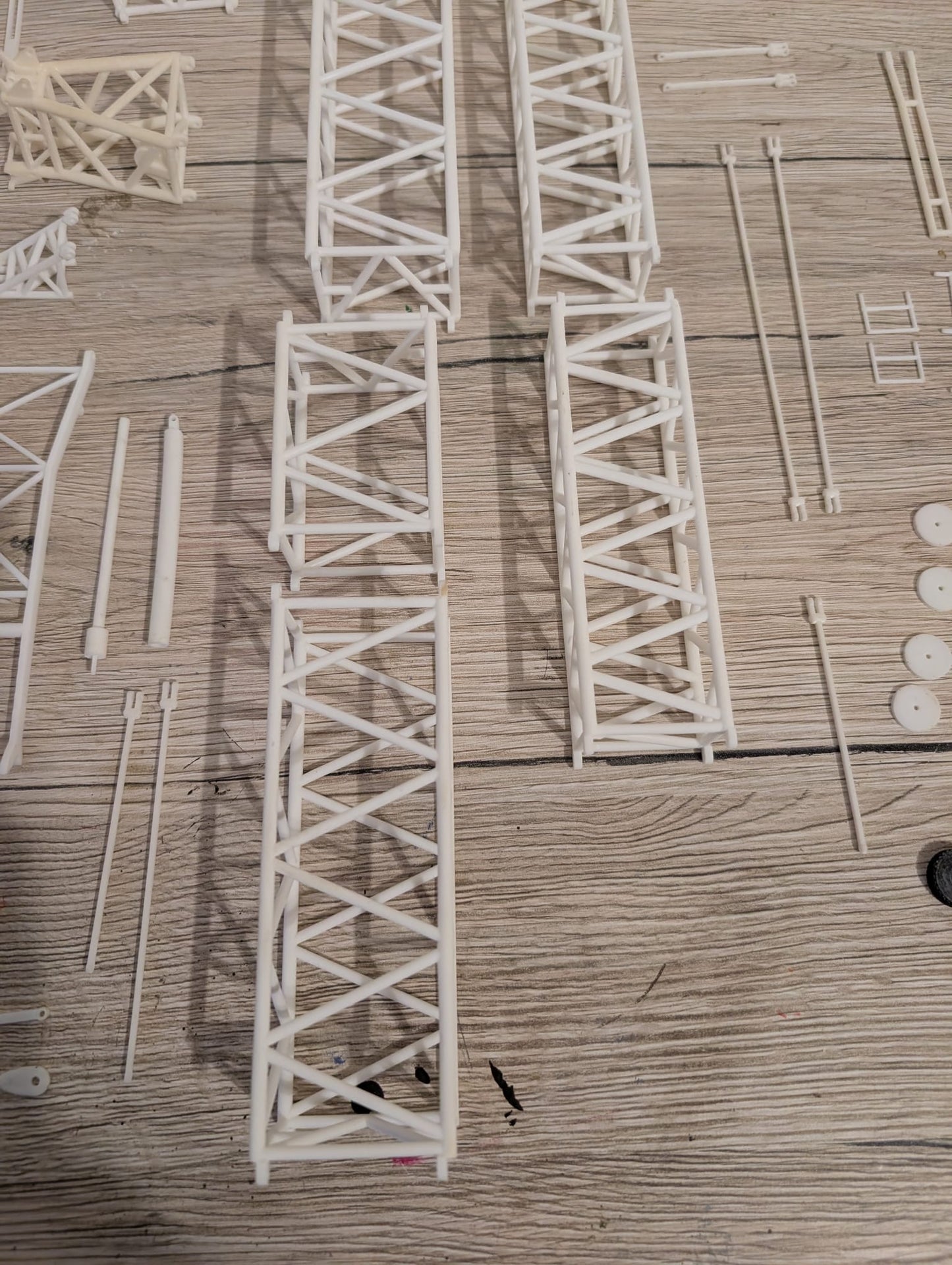 LTM 1750 verstellbarer Hilfsausleger Wippe (Ohne Lackierung)