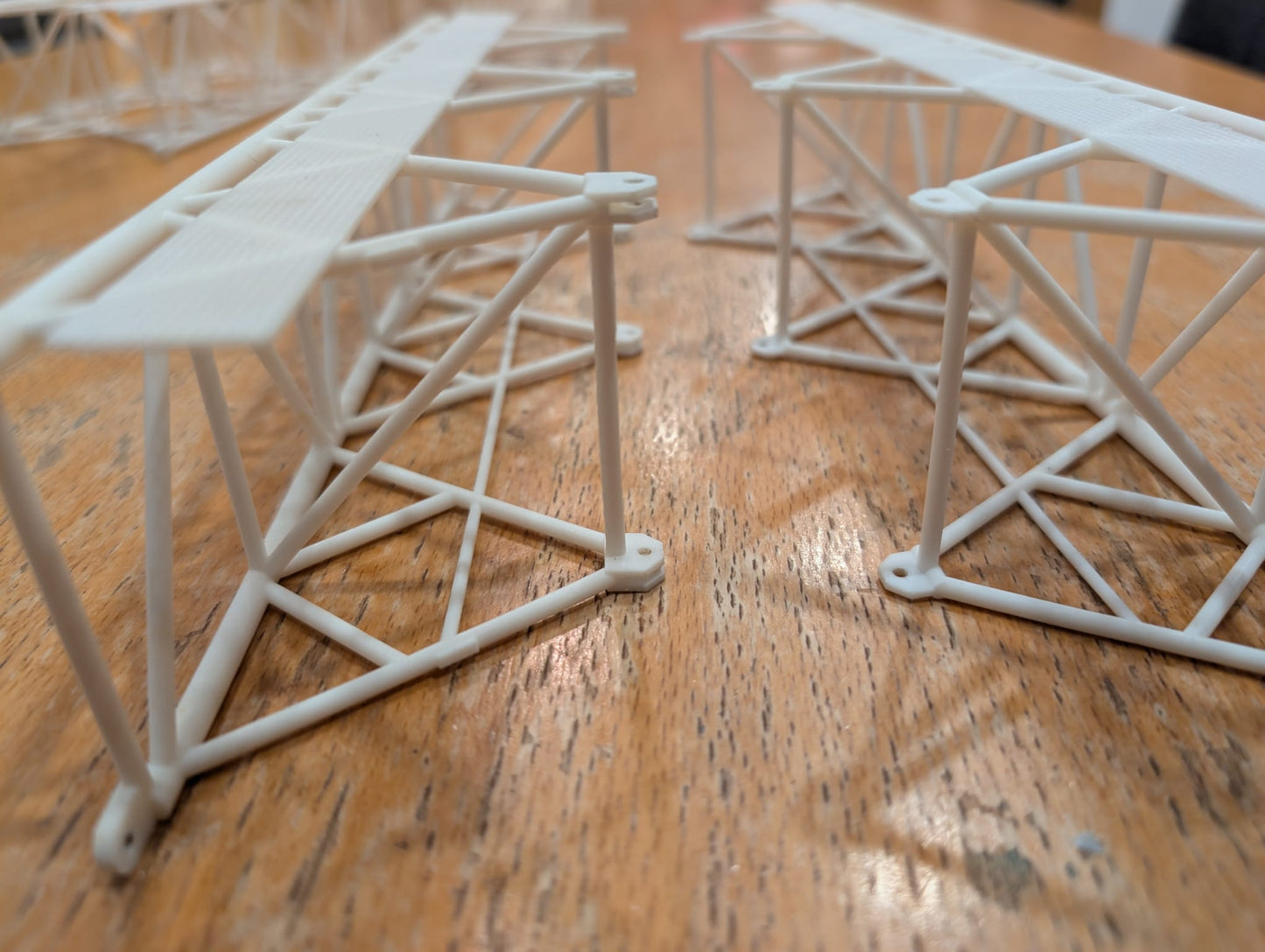 LR & LG 1750 SX3 Gittermast Set (Ohne Lackierung)